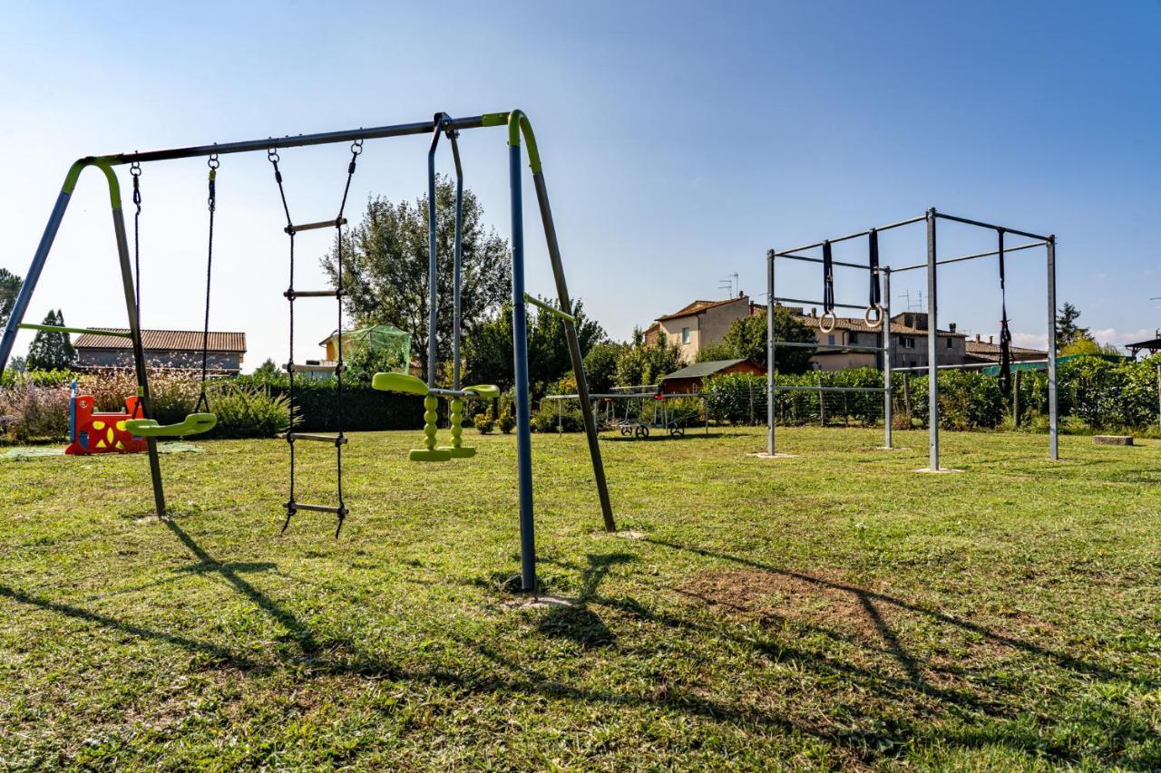 לינה וארוחת בוקר סינאלונגה Borgo Terrosi מראה חיצוני תמונה